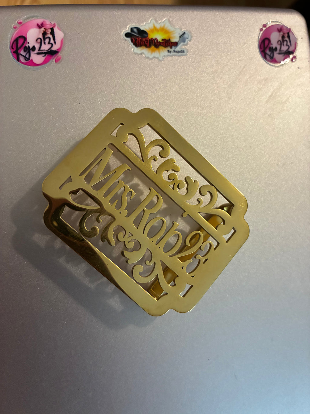 Hebilla color oro y plata personalizada